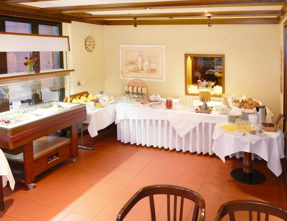 Hotel Restaurant Zur Linde Pattensen Exteriér fotografie