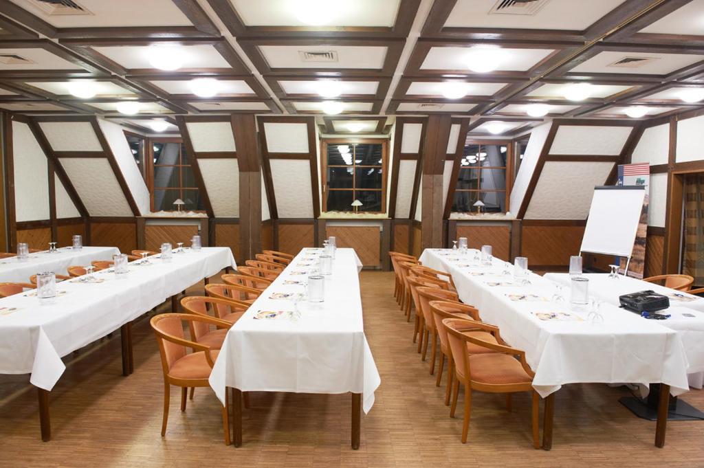 Hotel Restaurant Zur Linde Pattensen Exteriér fotografie