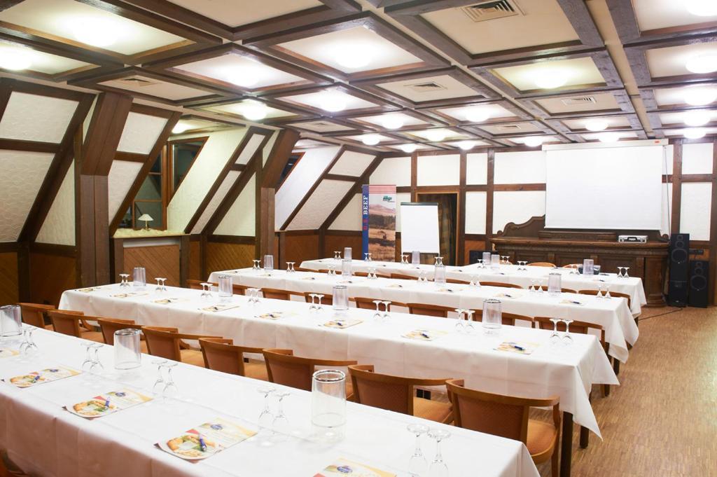 Hotel Restaurant Zur Linde Pattensen Exteriér fotografie